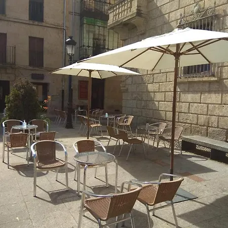 Casa Turistica Plaza Del Conde Penzion