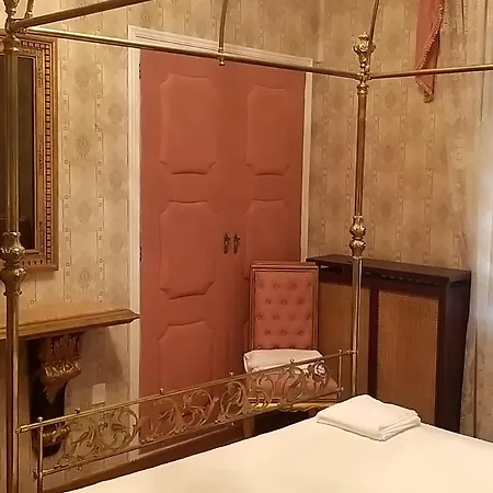 Casa Turistica Plaza Del Conde Guest house *
