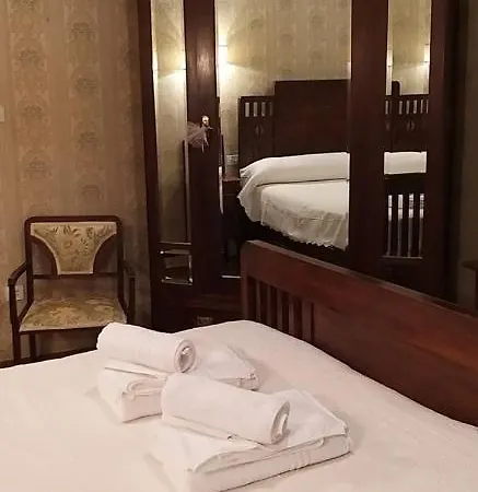 Casa Turistica Plaza Del Conde Penzion *