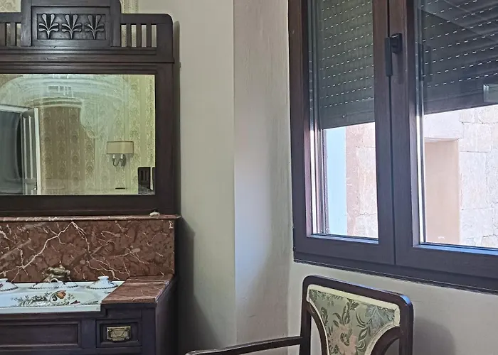 Casa Turistica Plaza Del Conde 게스트하우스 Ciudad-Rodrigo