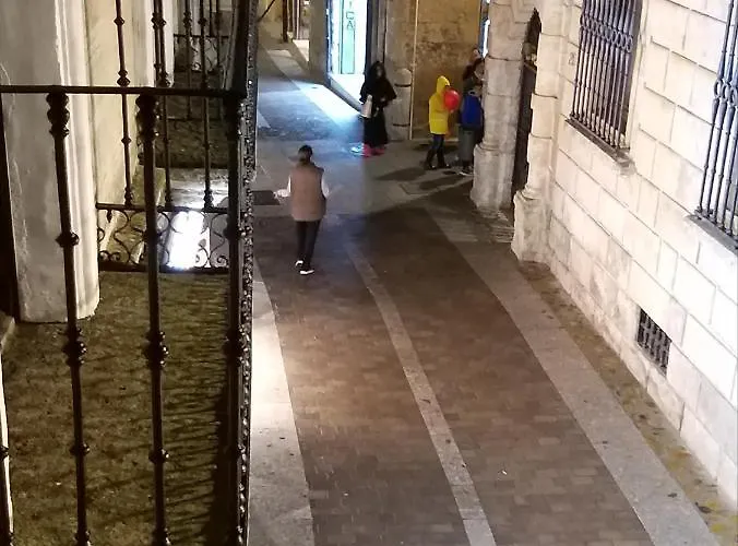 Casa Turistica Plaza Del Conde 게스트하우스 Ciudad-Rodrigo